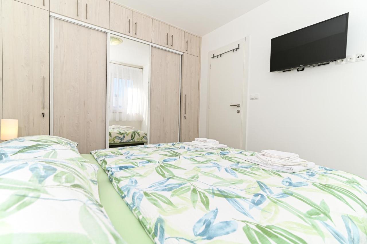 Luxury Apartment With Swimming Pool Ana Trogir Exteriér fotografie