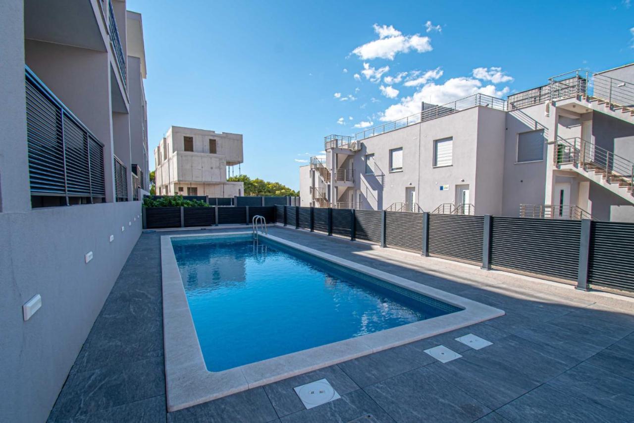 Luxury Apartment With Swimming Pool Ana Trogir Exteriér fotografie