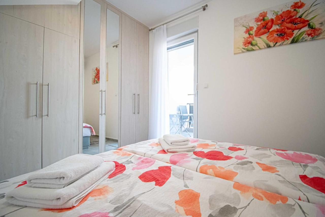 Luxury Apartment With Swimming Pool Ana Trogir Exteriér fotografie