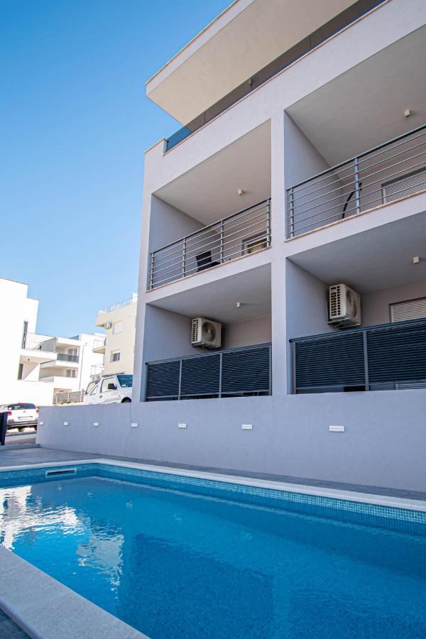 Luxury Apartment With Swimming Pool Ana Trogir Exteriér fotografie