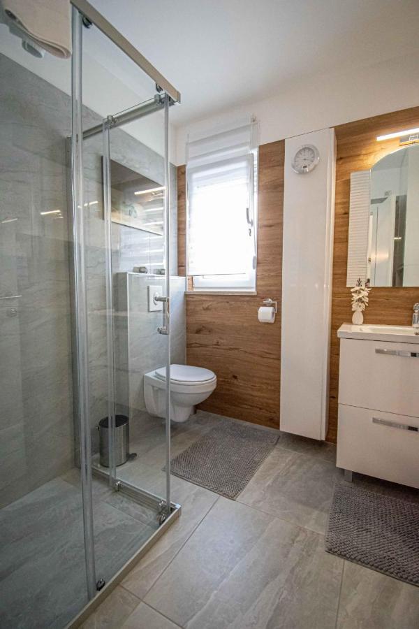 Luxury Apartment With Swimming Pool Ana Trogir Exteriér fotografie